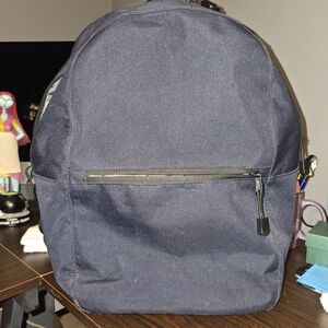 Lo & Sons Gray Backpack